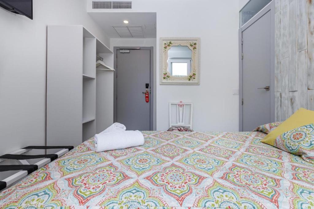 Hotel Clopy Rocamar 베니돔 외부 사진